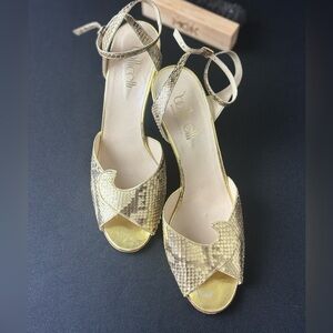 Botticelli Gold color snake texture ankle strap
